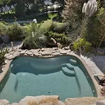 409 Beautiful 5 Bedrooms Heated Pool Short Walk
