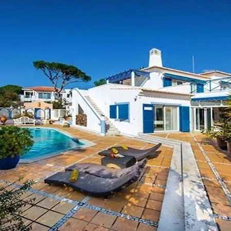 409 Beautiful 5 Bedrooms Heated Pool Short Walk To The Praca Villa