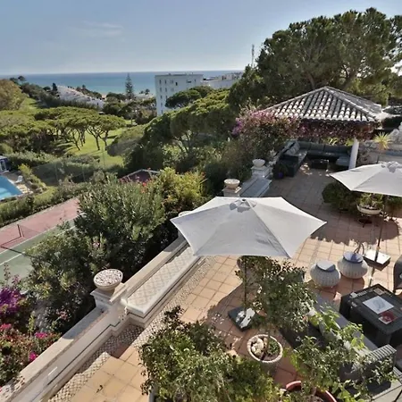 409 Beautiful 5 Bedrooms Heated Pool Short Walk To The Praca Vale do Lobo