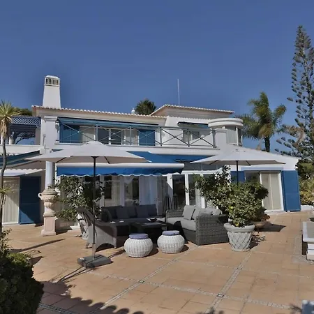 409 Beautiful 5 Bedrooms Heated Pool Short Walk To The Praca * Vale do Lobo