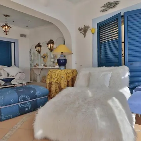 409 Beautiful 5 Bedrooms Heated Pool Short Walk To The Praca Villa *