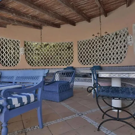 409 Beautiful 5 Bedrooms Heated Pool Short Walk To The Praca * Vale do Lobo