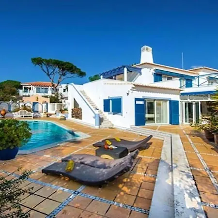 409 Beautiful 5 Bedrooms Heated Pool Short Walk To The Praca Villa