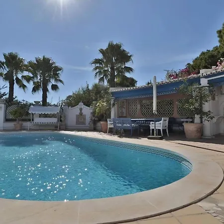 409 Beautiful 5 Bedrooms Heated Pool Short Walk To The Praca * Vale do Lobo