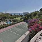 409 Beautiful 5 Bedrooms Heated Pool Short Walk Villa *